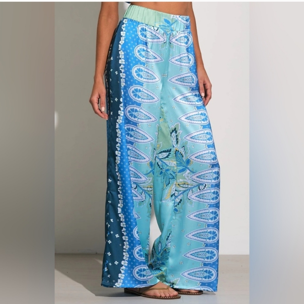 Elan Blue Bali Print Wide Leg Pants NWT